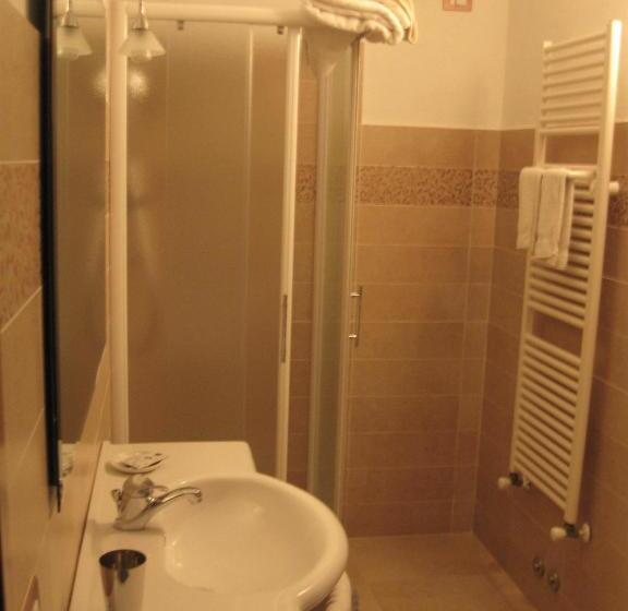 تختخواب و صبحانه La Biocca