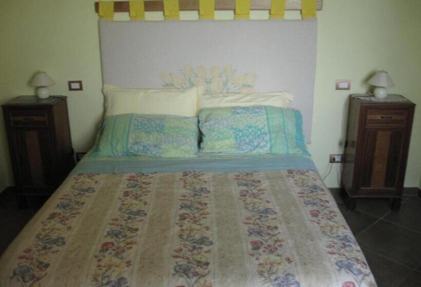 تختخواب و صبحانه La Biocca