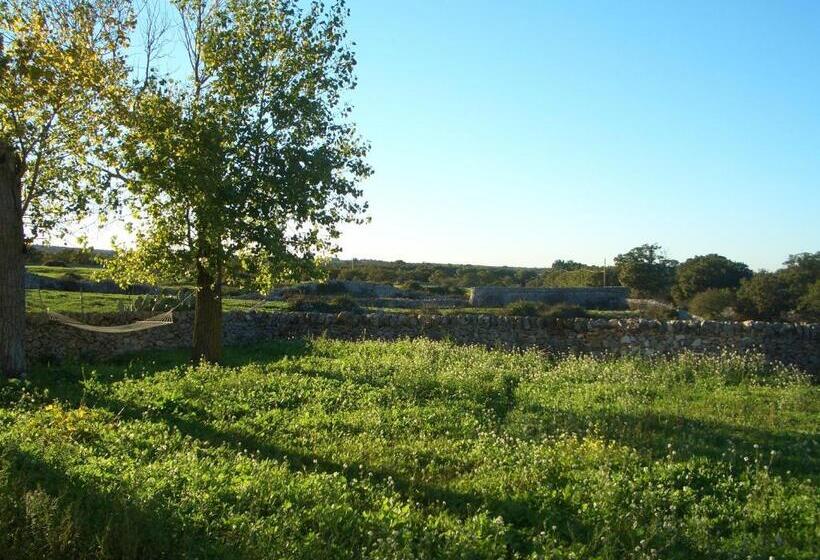 צימר Masseria Pozzo Tre Pile