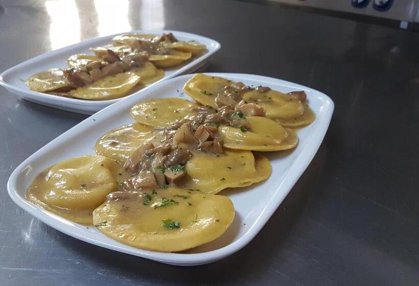 客栈  Del Lago Ampollino