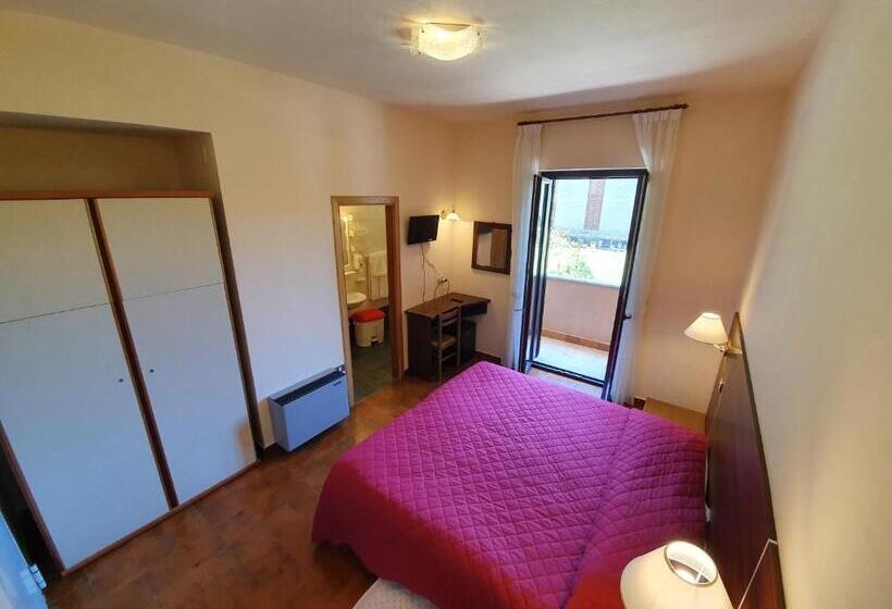 客栈  Del Lago Ampollino