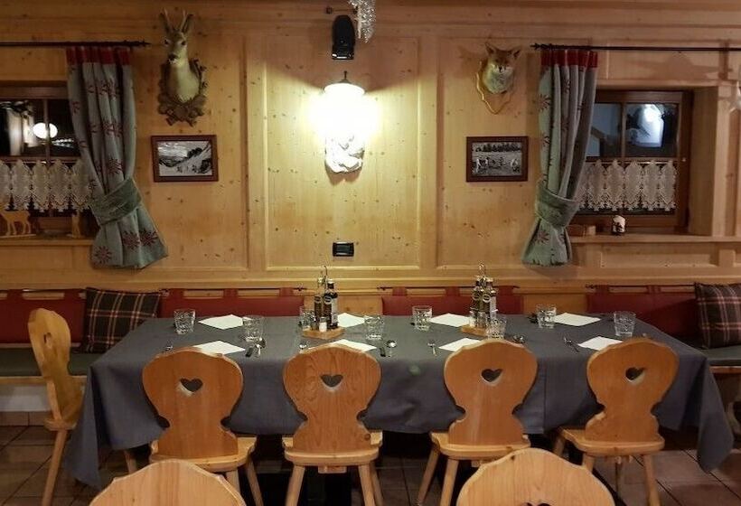 簡易ホテル Rifugio Baita Cuz