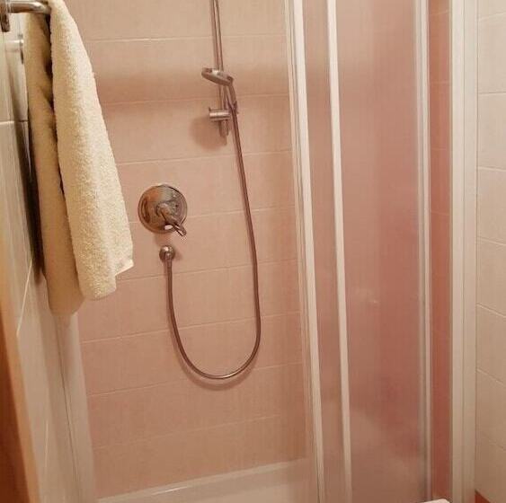 簡易ホテル Rifugio Baita Cuz