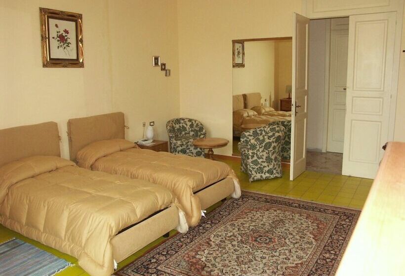 Хостел Villa Passarelli