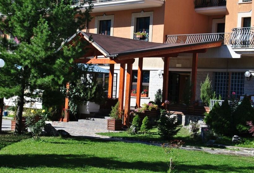 בית מלון כפרי Alba Sporting