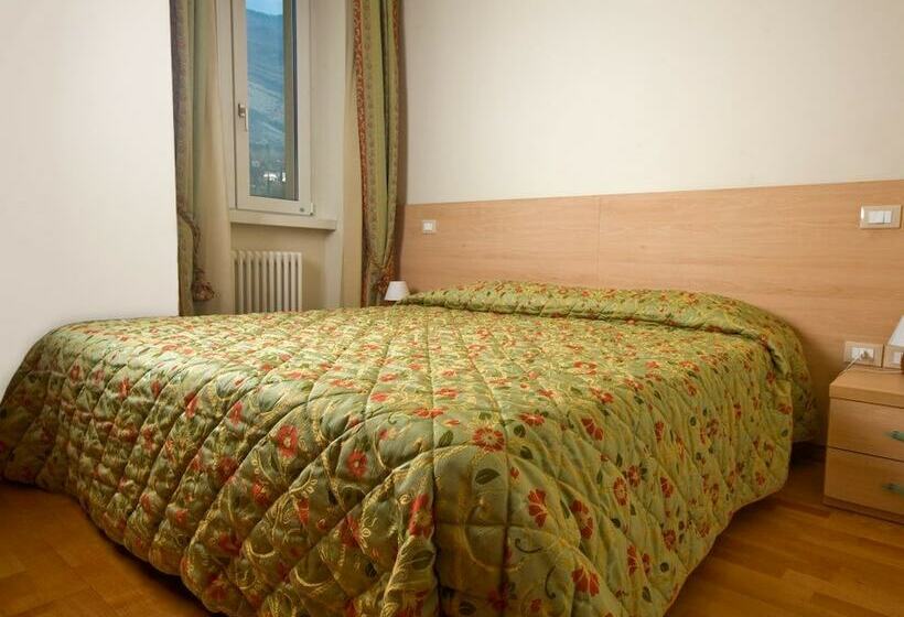 فندق Appartamenti Baia Azzurra