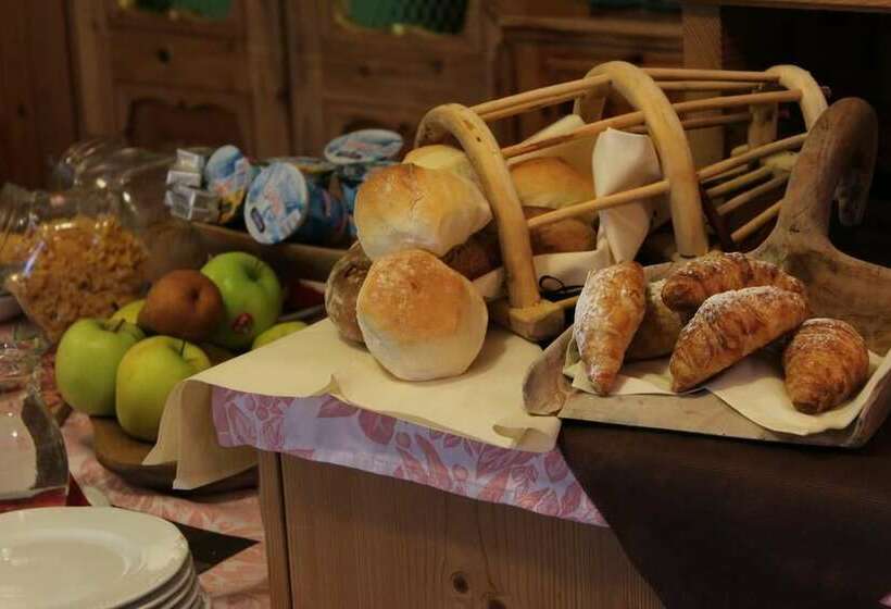 酒店 Albergo Bucaneve