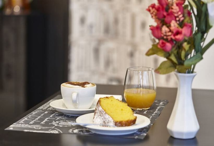 בית מלון כפרי Albergo Nuovo Belvedere