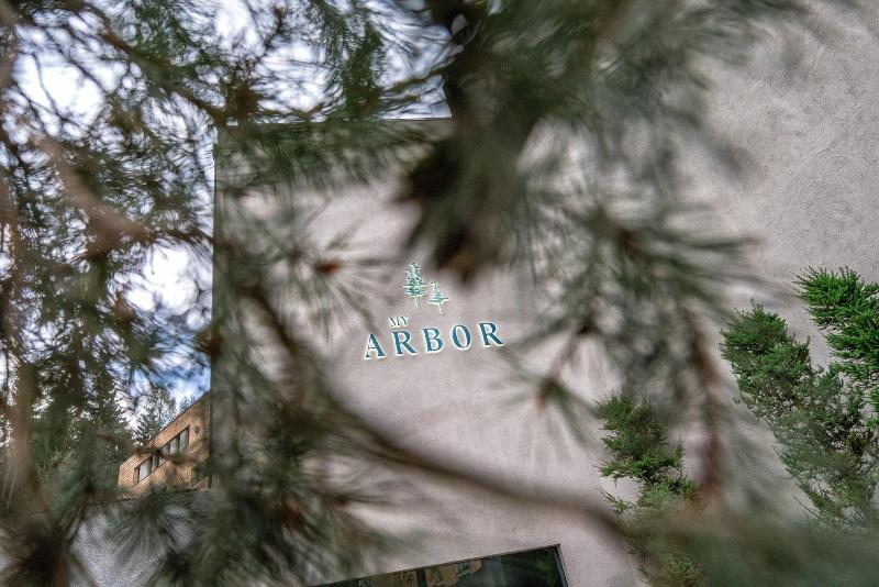 בית מלון כפרי My Arbor   Adults Only