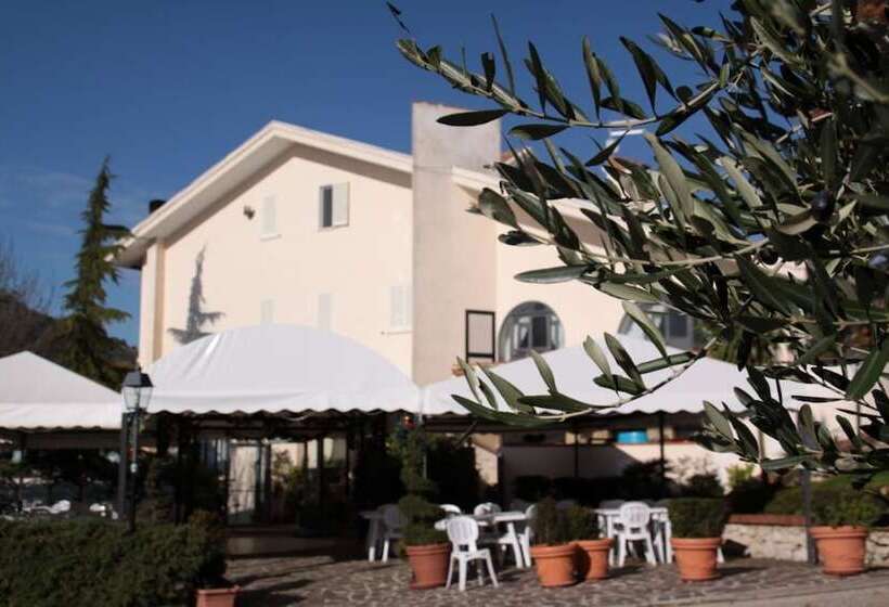 فندق Ristorante Nido D Aquila