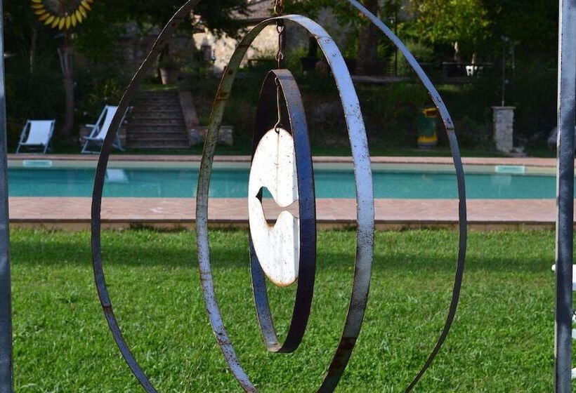 בית מלון כפרי Agriturismo Borgo Santa Maria