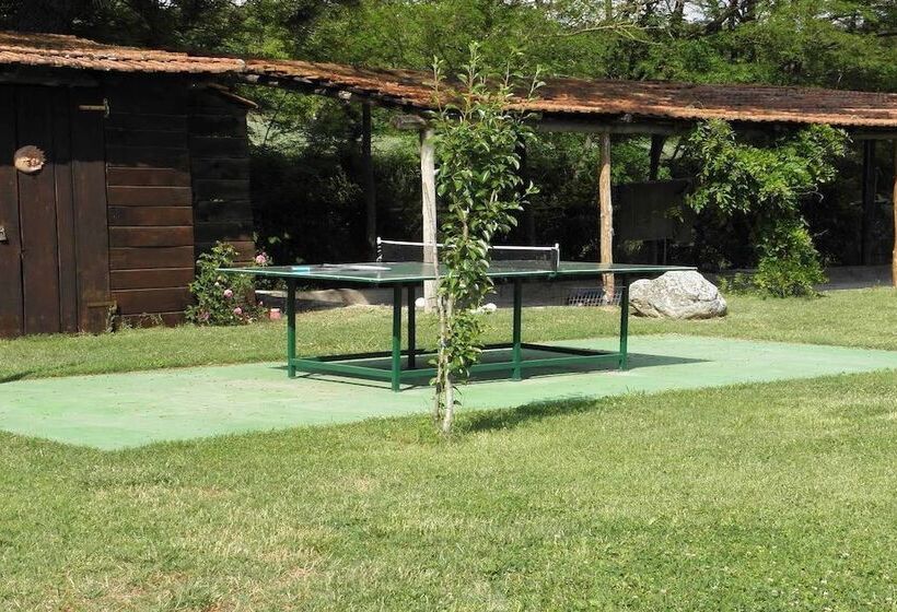 فندق ريفى Agriturismo Borgo Santa Maria