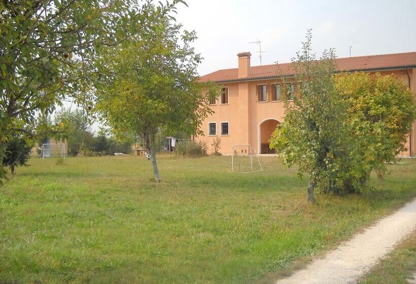 교외 호텔 Agriturismo Campi Di Grano