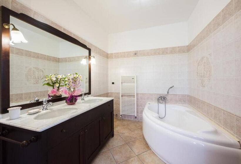 هتل روستایی Agriturismo Il Fontanile