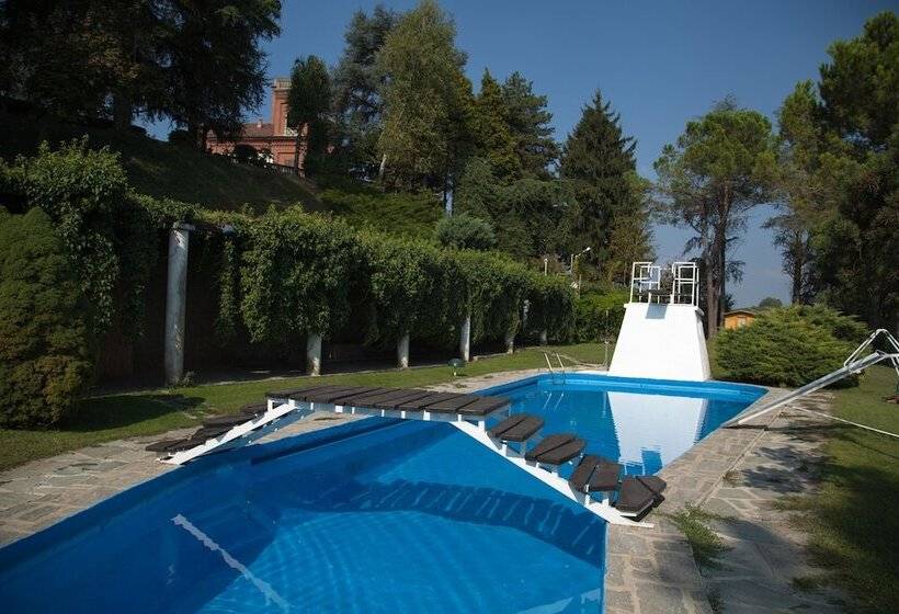 فندق ريفى Villa Cornarea