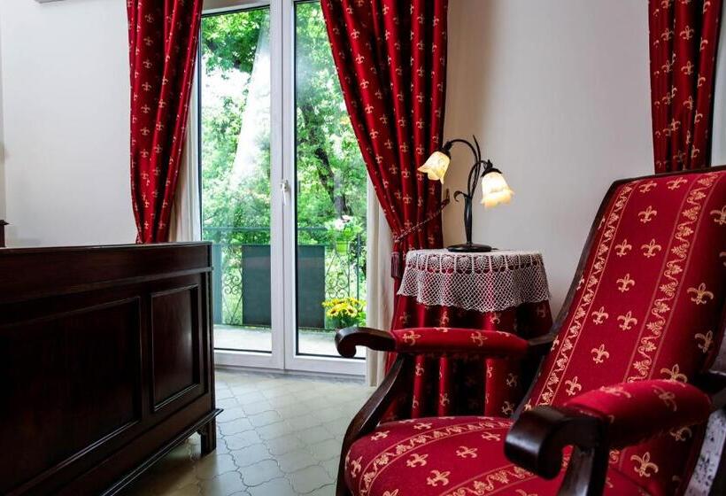 פנסיון La Quercia Antica B&b