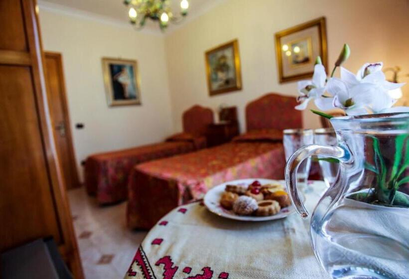 פנסיון La Quercia Antica B&b