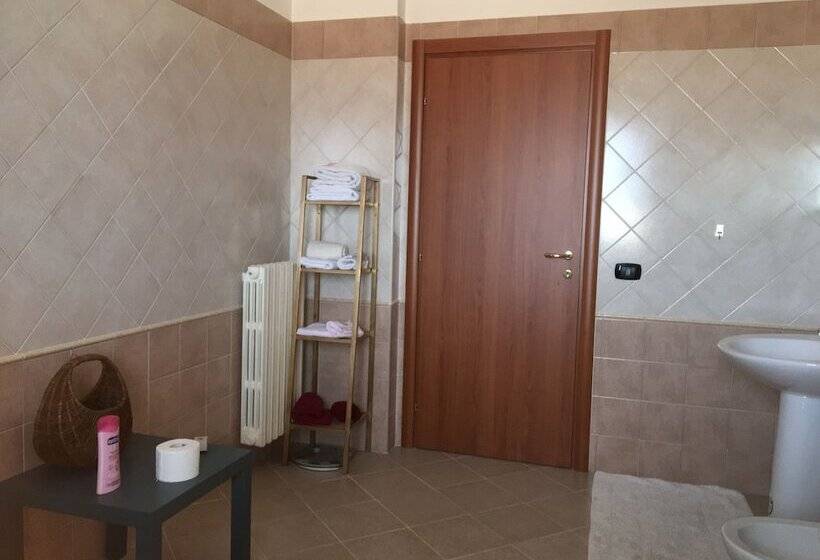 פנסיון Papa Pignatelli