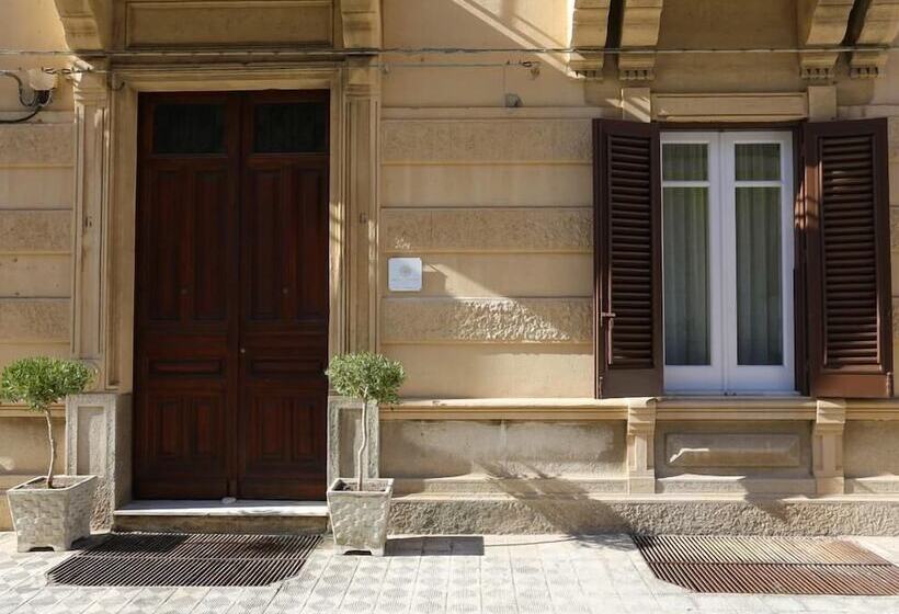 پانسیون Re Ruggero Rooms