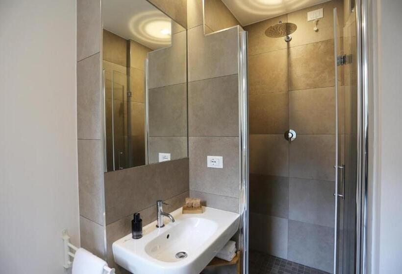 پانسیون Re Ruggero Rooms