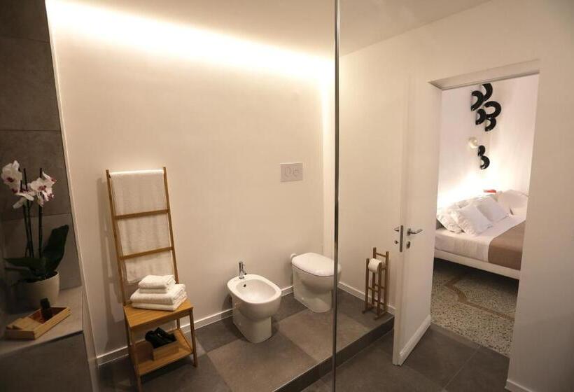 پانسیون Re Ruggero Rooms