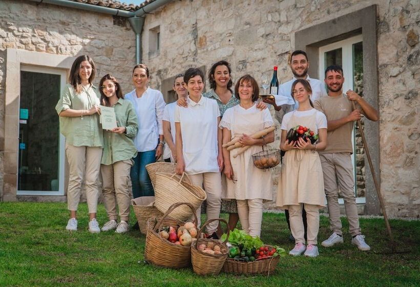 אתר נופש Baglio Occhipinti