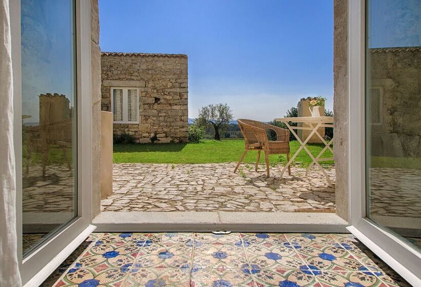 אתר נופש Baglio Occhipinti