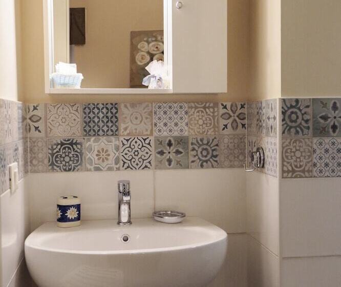 住宿加早餐  Le Finestre Sul Borgo Rooms