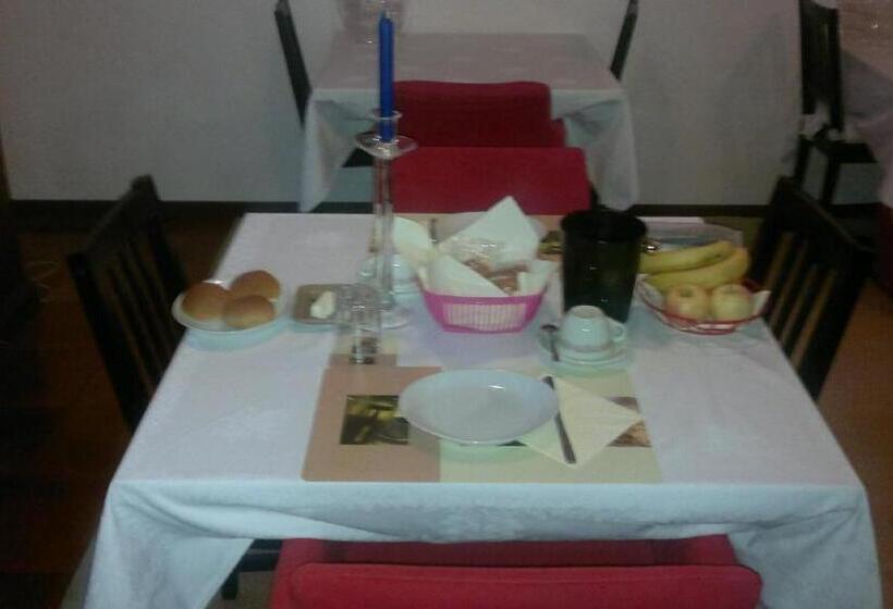 Bed and Breakfast White Chocolate