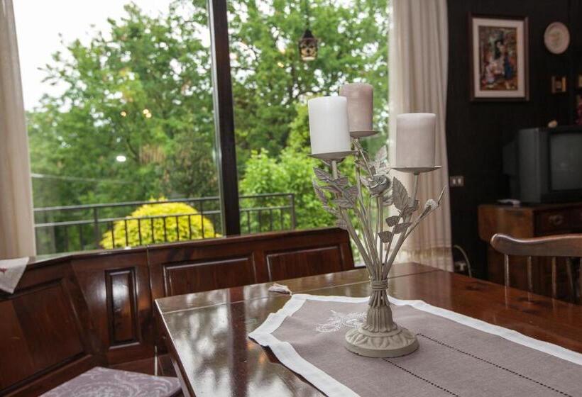 Cugi Bed And Breakfast