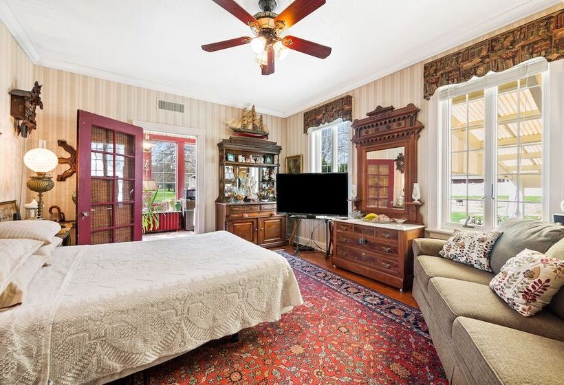 Hart Estate Bed And Breakfast