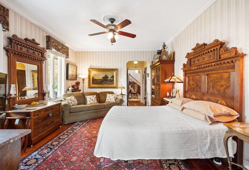 Hart Estate Bed And Breakfast