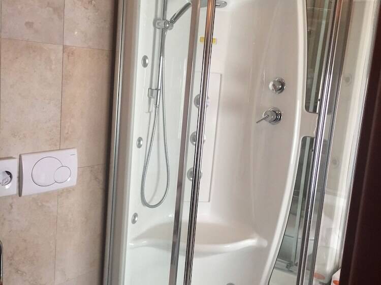 مسافرخانه Gran Parco