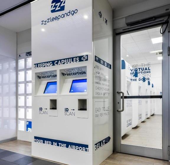 ホテル Resting Pods   Zzzleepandgo Bgy Airport