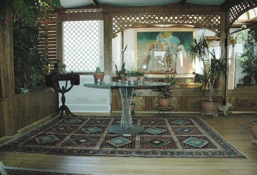 فندق ريفى Agriturismo Tredicina