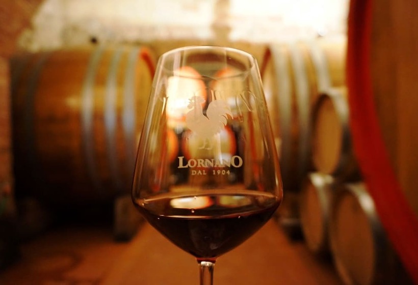فندق ريفى Fattoria Lornano Winery