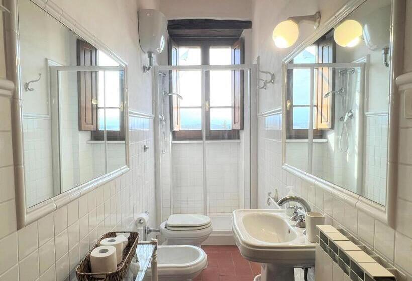 فندق ريفى Fattoria Lornano Winery