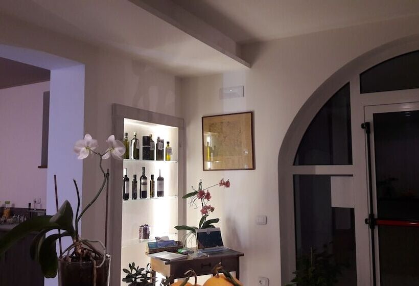 乡村酒店  Maso Tobel Riva Del Garda