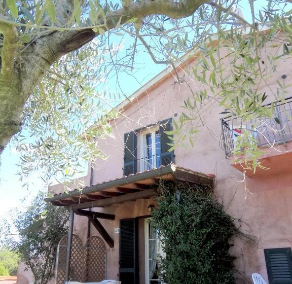 בית מלון כפרי Tenuta De Fanti Agriturismo