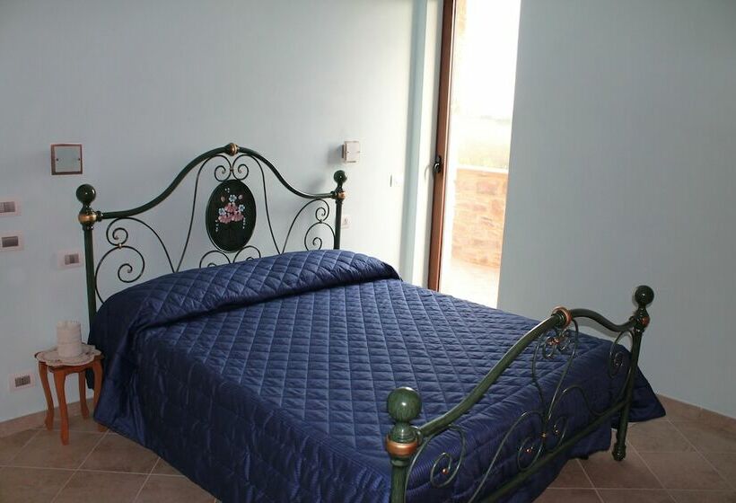 هتل روستایی Villa La Bambagina