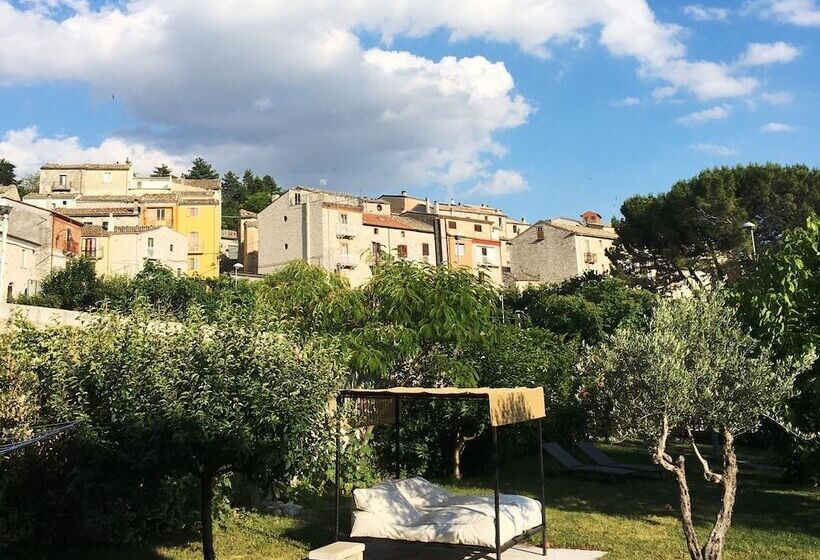 ペンション Art & Breakfast