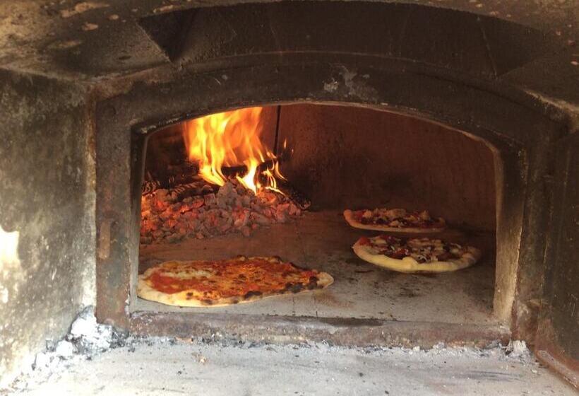 ペンション Art & Breakfast