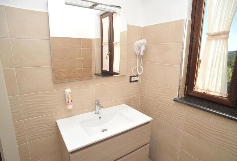 פנסיון B&b Kebontà