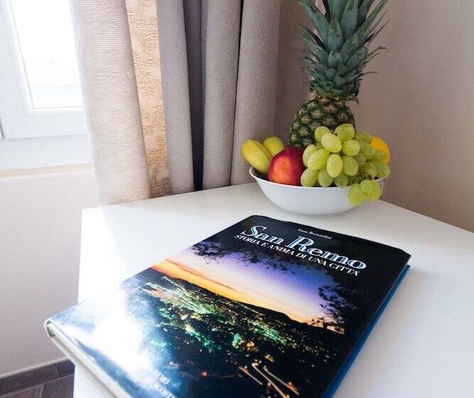 بنسيون Emily Rooms