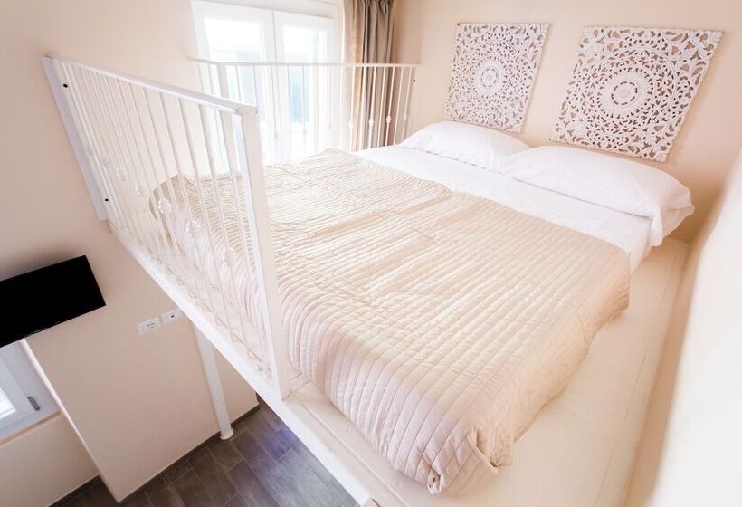 بنسيون Emily Rooms