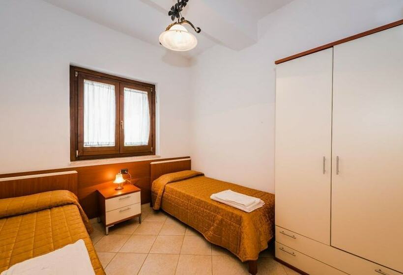 レジデンス Villaggio Punta Alice Srl