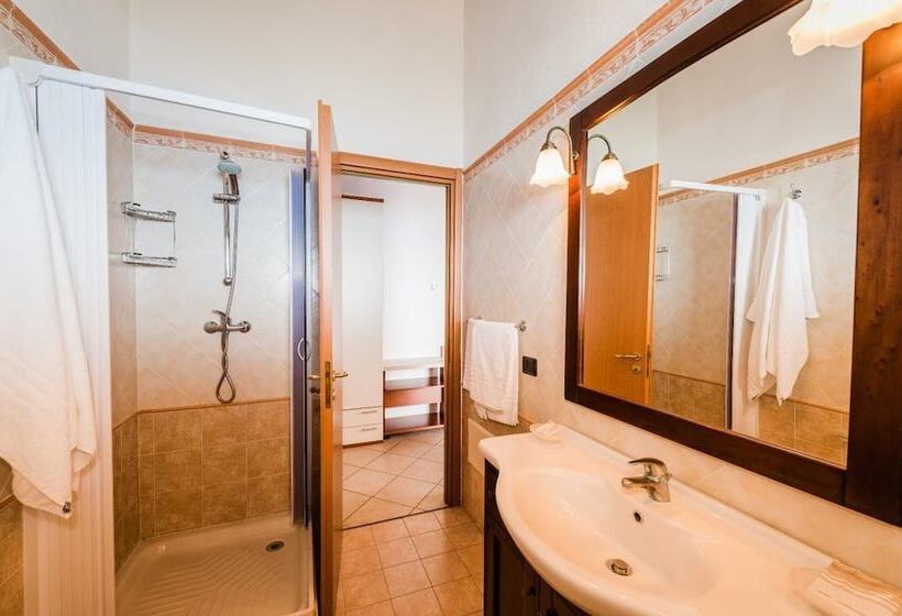 レジデンス Villaggio Punta Alice Srl