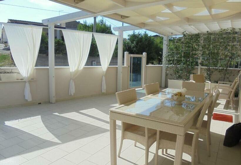 مبيت وإفطار La Poesia