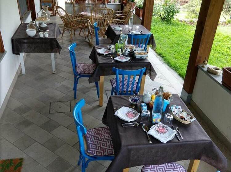 צימר Cascina Dovese