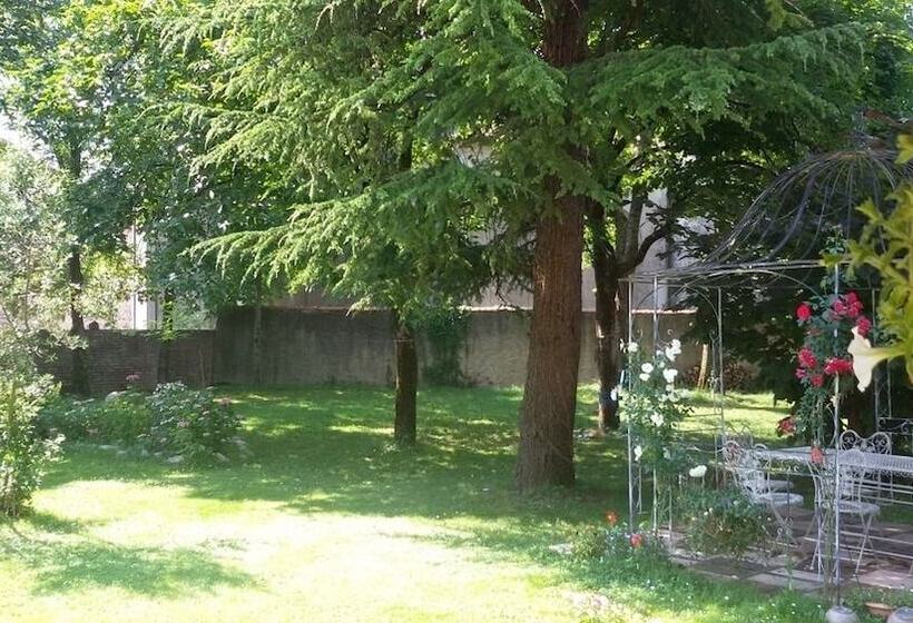 צימר Fiori Di Maggio